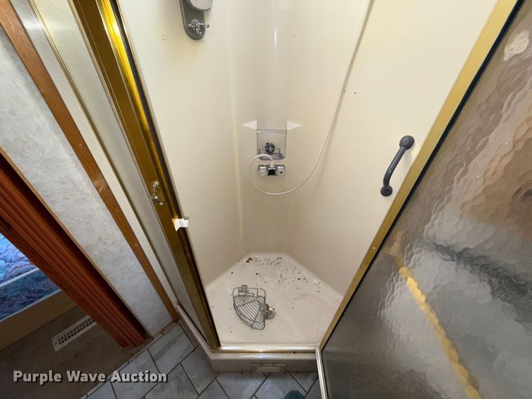 image for item ES5770 1999 Monaco Diplomat RV