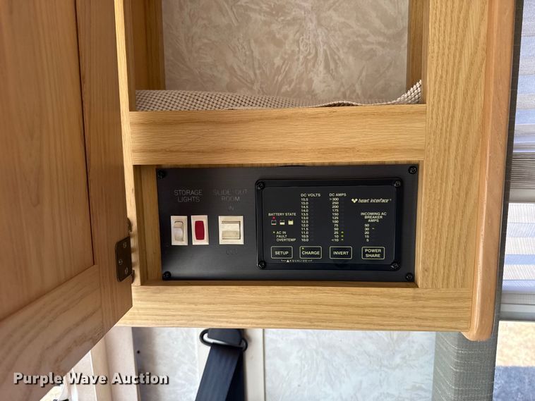 image for item ES5770 1999 Monaco Diplomat RV