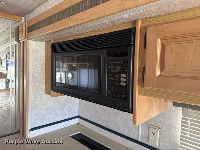 image for item ES5770 1999 Monaco Diplomat RV