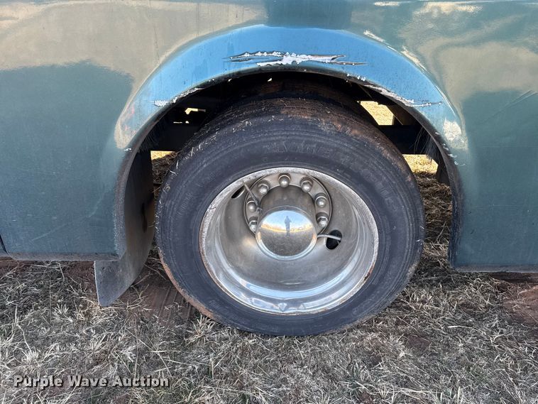 image for item ES5770 1999 Monaco Diplomat RV