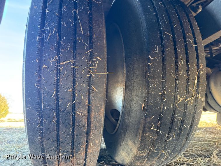 image for item ES5770 1999 Monaco Diplomat RV