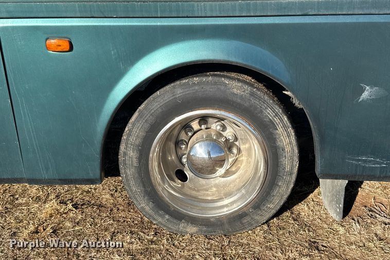 image for item ES5770 1999 Monaco Diplomat RV