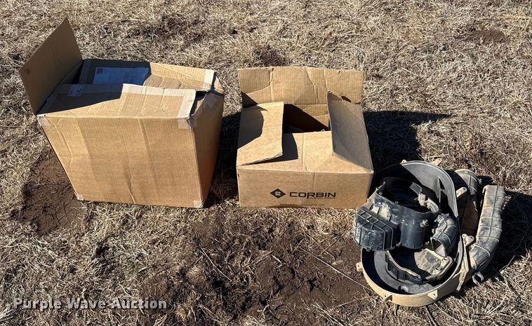 image for item ES5773 2022 Polaris Ranger XP 1000 Trail Boss utility vehicle