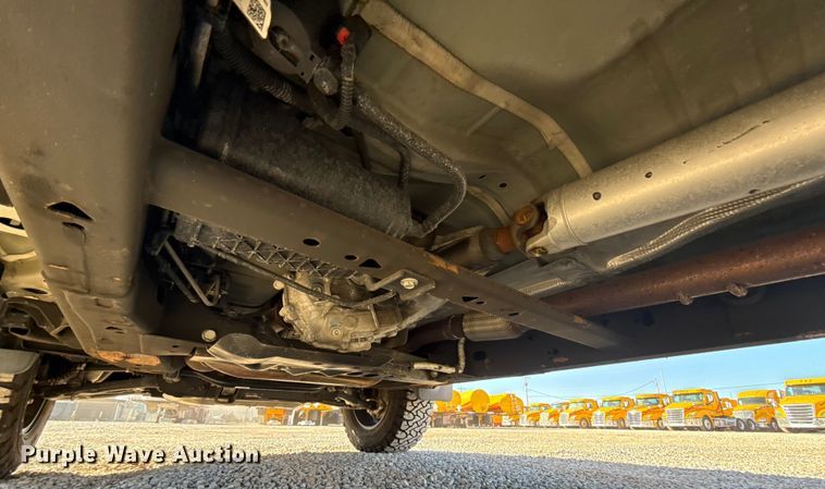 image for item ES5778 2023 Chevrolet Silverado 1500 Crew Cab pickup truck