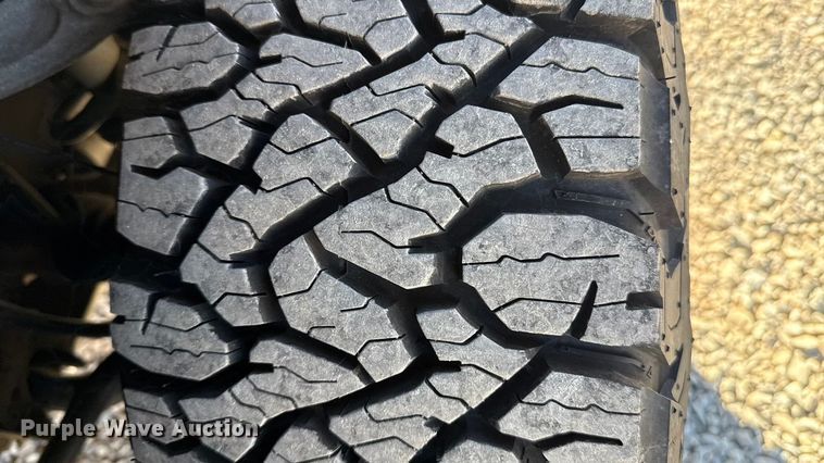 image for item ES5778 2023 Chevrolet Silverado 1500 Crew Cab pickup truck