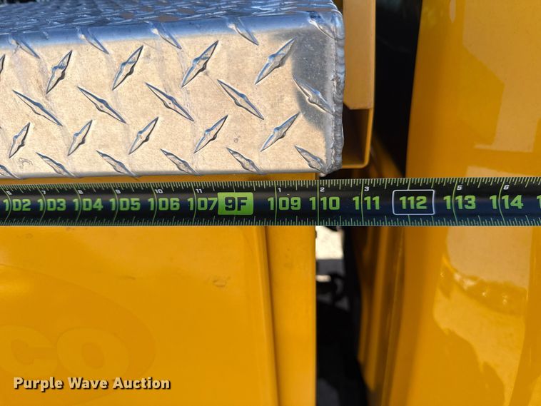 image for item ES5780 2020 Ford F350 Super Duty utility bed pickup truck