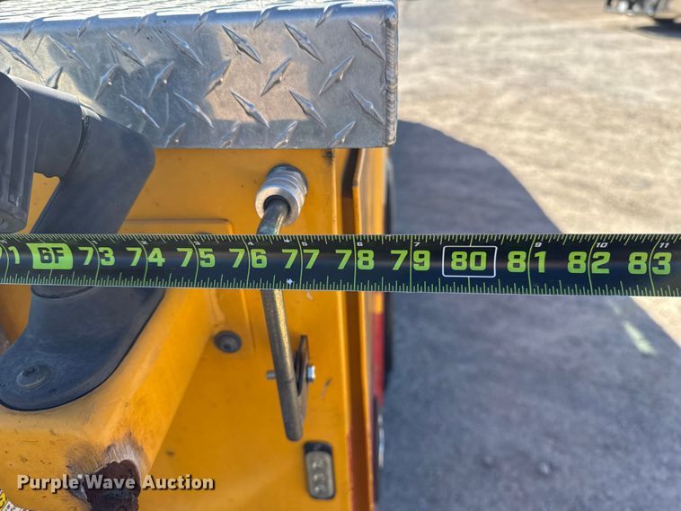 image for item ES5780 2020 Ford F350 Super Duty utility bed pickup truck