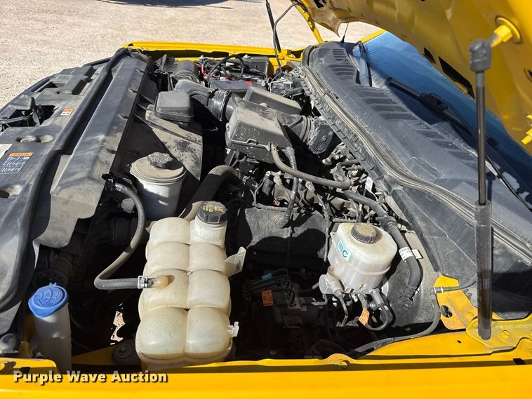 image for item ES5780 2020 Ford F350 Super Duty utility bed pickup truck