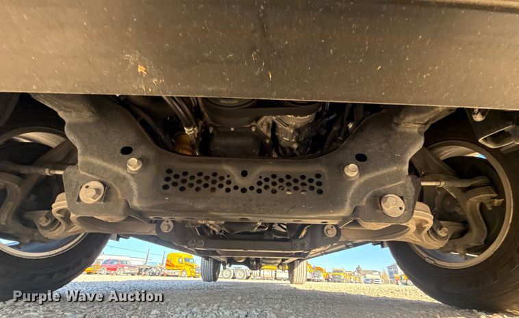 image for item ES5781 2022 RAM 1500 Crew Cab flatbed pickup truck