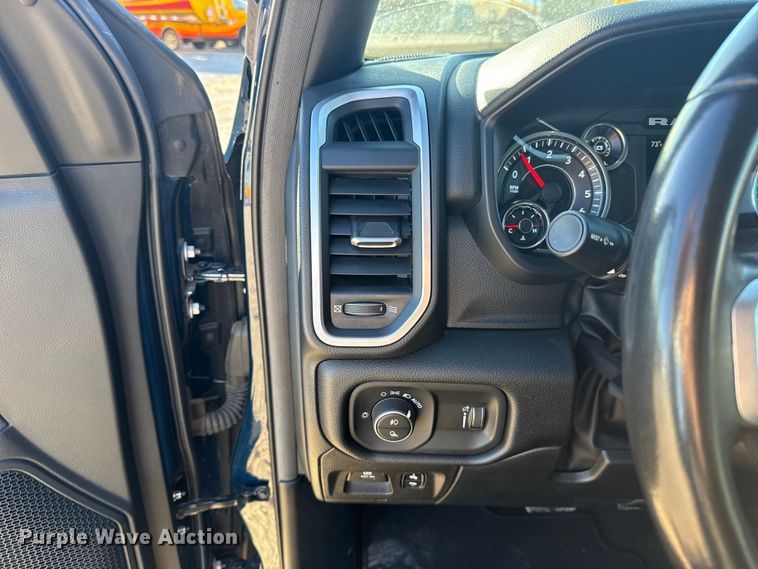 image for item ES5781 2022 RAM 1500 Crew Cab flatbed pickup truck