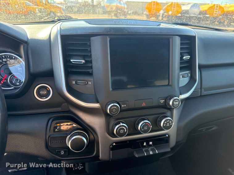 image for item ES5781 2022 RAM 1500 Crew Cab flatbed pickup truck