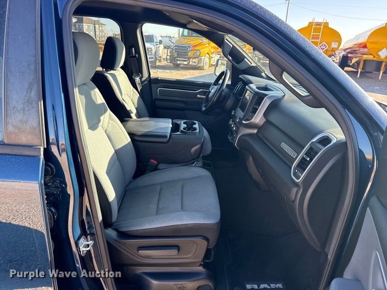 image for item ES5781 2022 RAM 1500 Crew Cab flatbed pickup truck