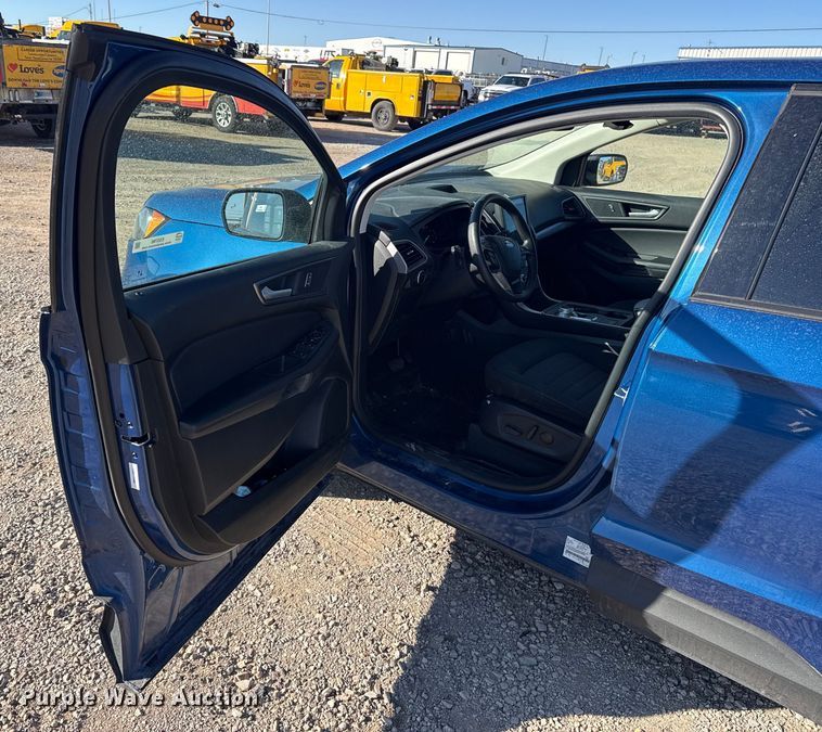 image for item ES5786 2024 Ford Edge SUV