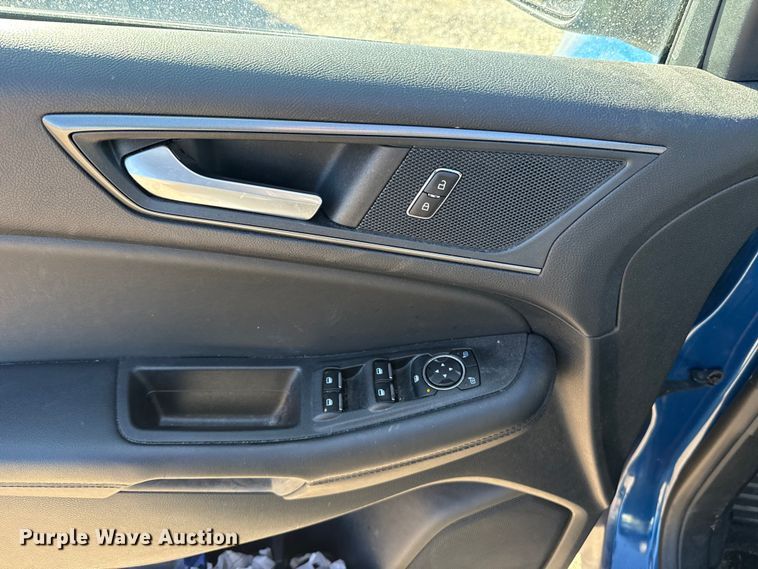 image for item ES5786 2024 Ford Edge SUV