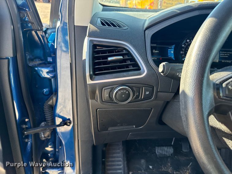 image for item ES5786 2024 Ford Edge SUV