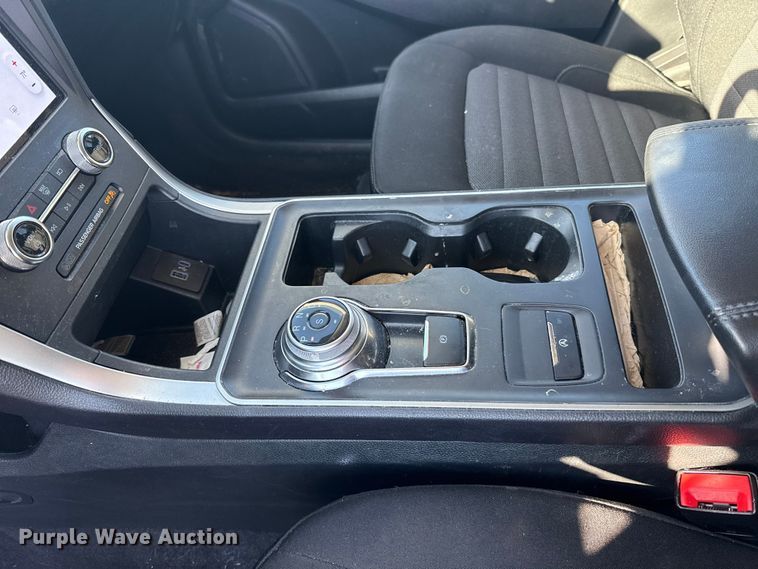 image for item ES5786 2024 Ford Edge SUV