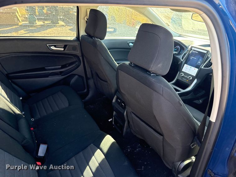 image for item ES5786 2024 Ford Edge SUV