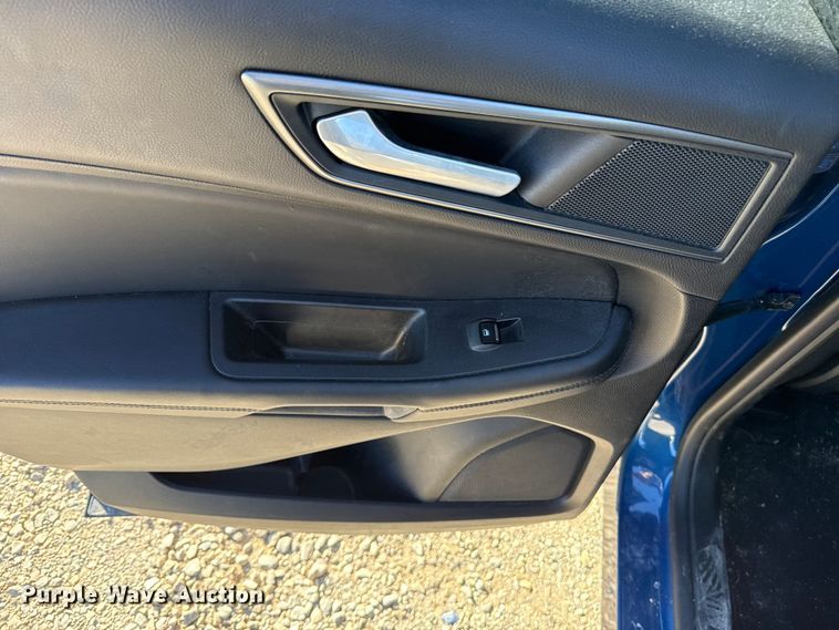 image for item ES5786 2024 Ford Edge SUV