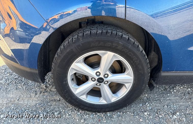 image for item ES5786 2024 Ford Edge SUV