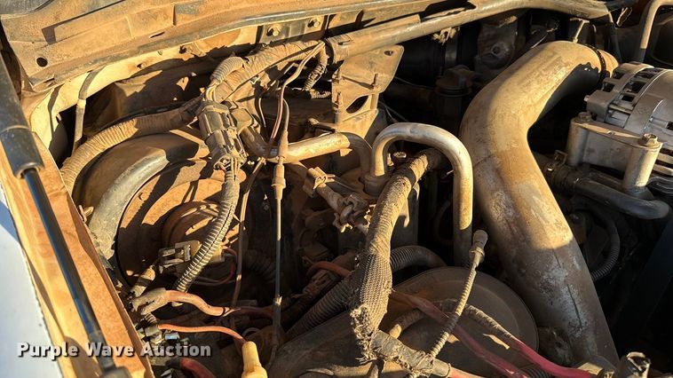 image for item ES5791 2006 Ford F350 Ext. Cab flatbed pickup truck