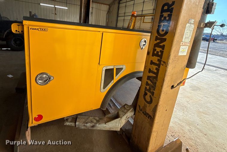 image for item ES5793 Reading Classic II utility bed