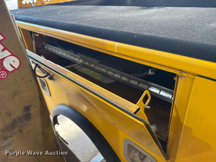 image for item ES5793 Reading Classic II utility bed