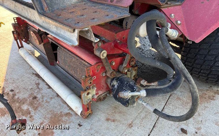 image for item ES5801 Toro Reelmaster 2600D reel mower