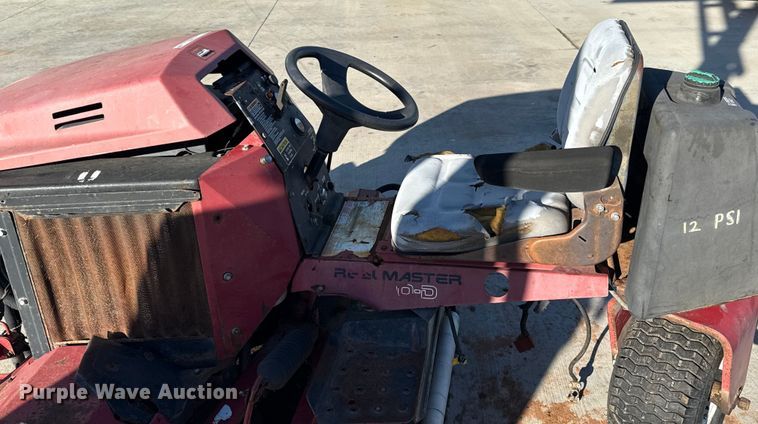 image for item ES5801 Toro Reelmaster 2600D reel mower