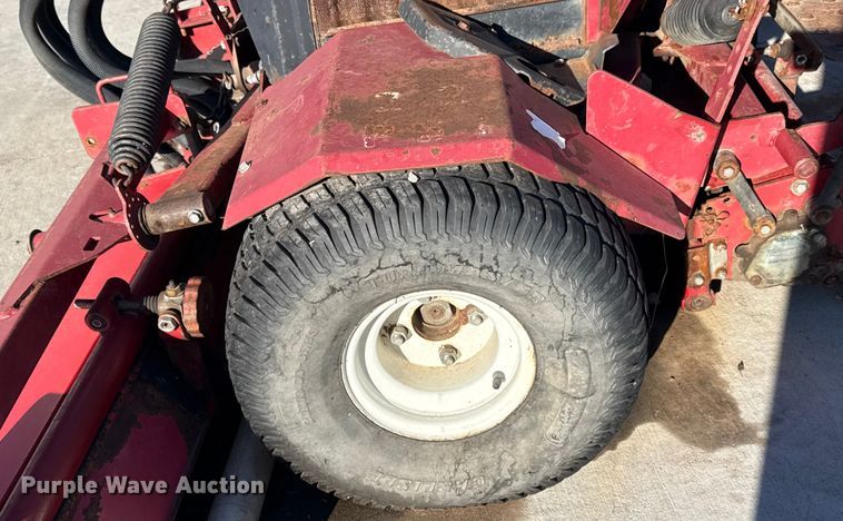 image for item ES5801 Toro Reelmaster 2600D reel mower