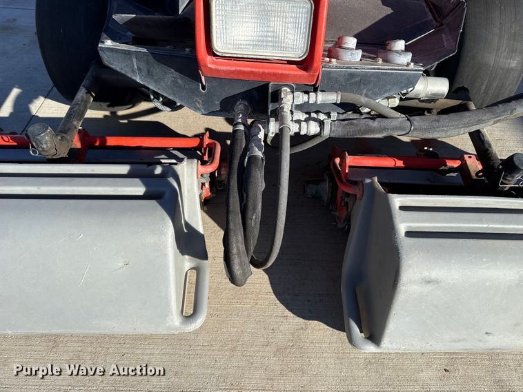 image for item ES5802 2006 Jacobsen Greens King VI 1862G reel mower