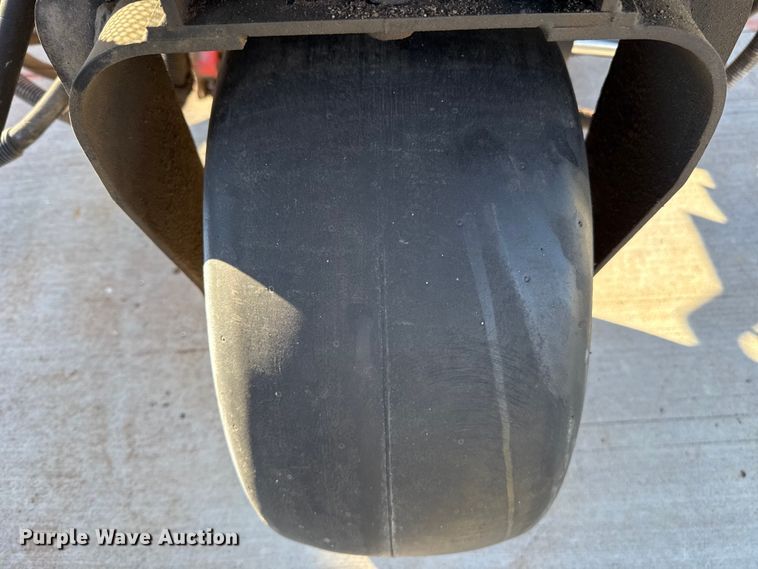 image for item ES5802 2006 Jacobsen Greens King VI 1862G reel mower