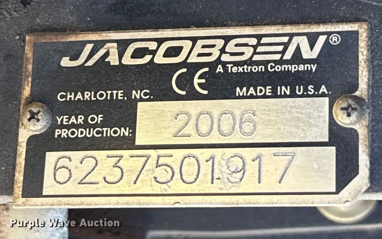 image for item ES5802 2006 Jacobsen Greens King VI 1862G reel mower