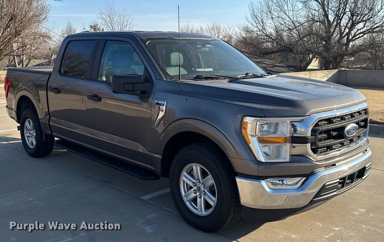 image for item ES5806 2022 Ford F150 Crew Cab pickup truck