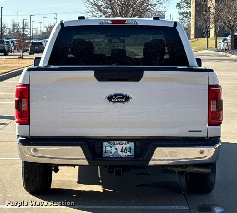 image for item ES5808 2022 Ford F150 Crew Cab pickup truck