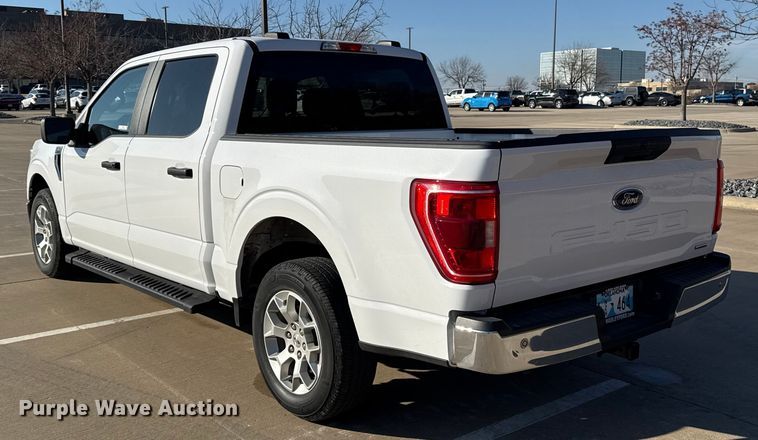 image for item ES5808 2022 Ford F150 Crew Cab pickup truck