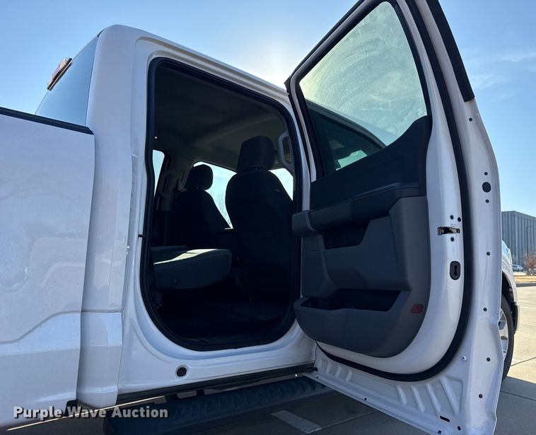 image for item ES5808 2022 Ford F150 Crew Cab pickup truck