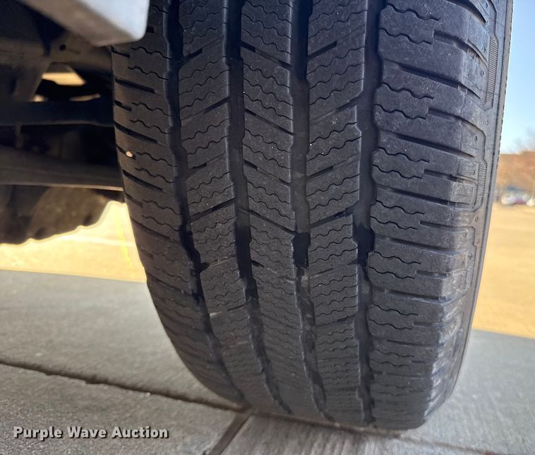 image for item ES5808 2022 Ford F150 Crew Cab pickup truck