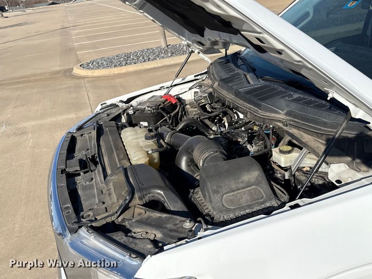 image for item ES5809 2022 Ford F150 Crew Cab pickup truck