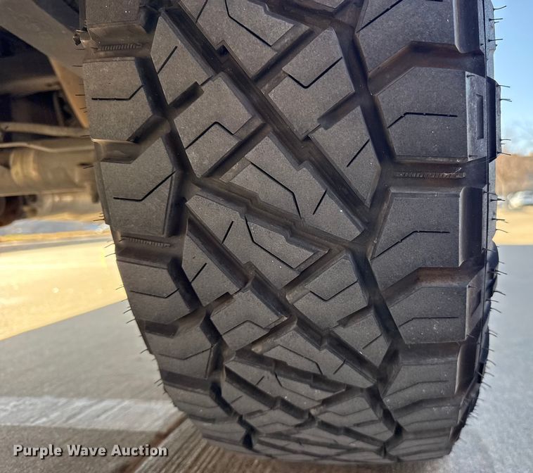 image for item ES5809 2022 Ford F150 Crew Cab pickup truck