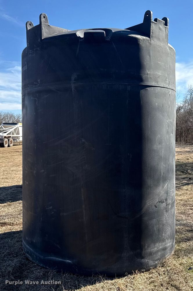 image for item ES5841 (3) tanks