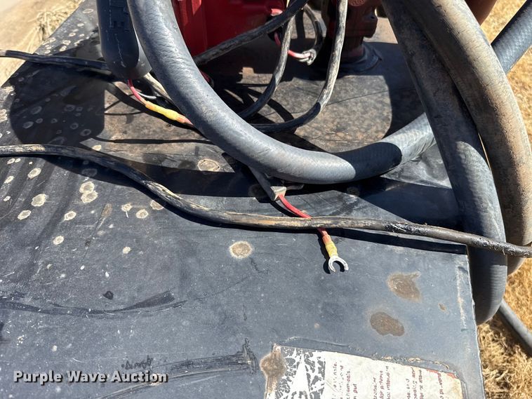 image for item ES5842 (2) Fuel transfer tanks