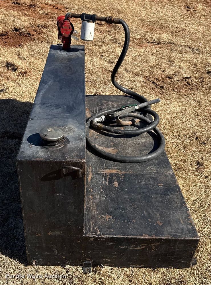 image for item ES5842 (2) Fuel transfer tanks