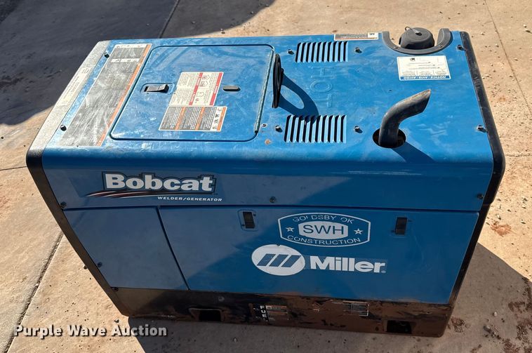image for item ES5843 Miller Bobcat 225 welder/generator