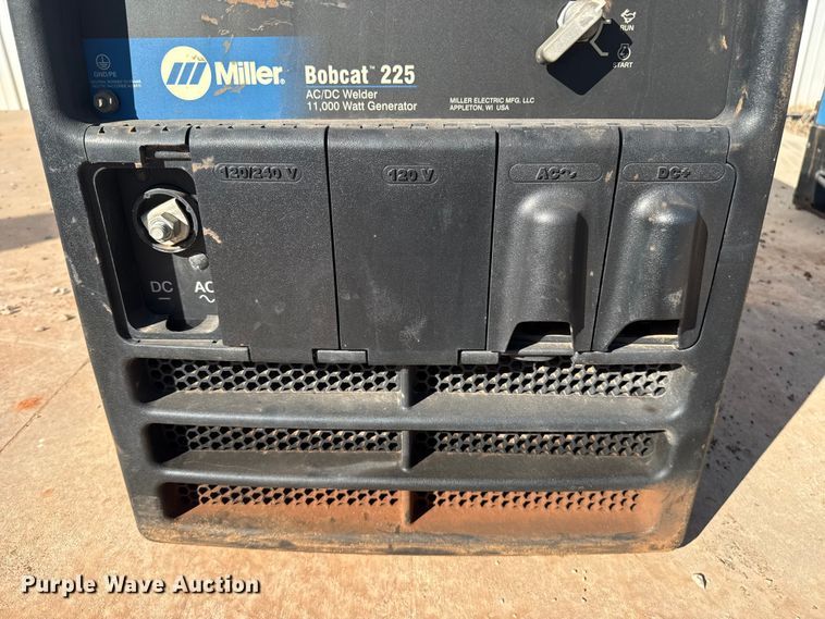 image for item ES5843 Miller Bobcat 225 welder/generator