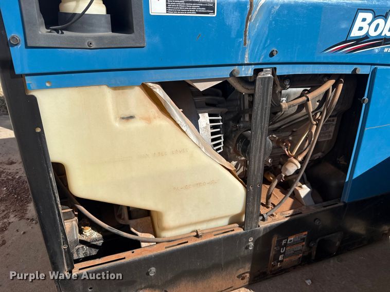 image for item ES5843 Miller Bobcat 225 welder/generator