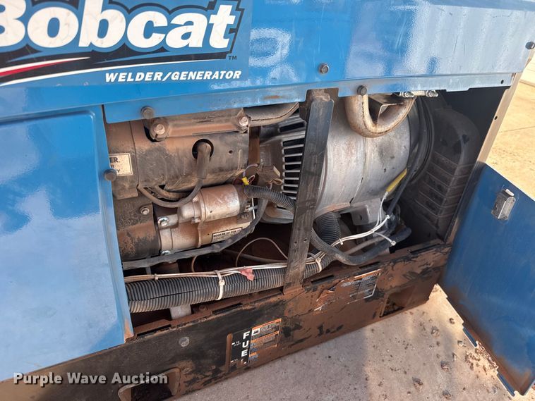 image for item ES5843 Miller Bobcat 225 welder/generator