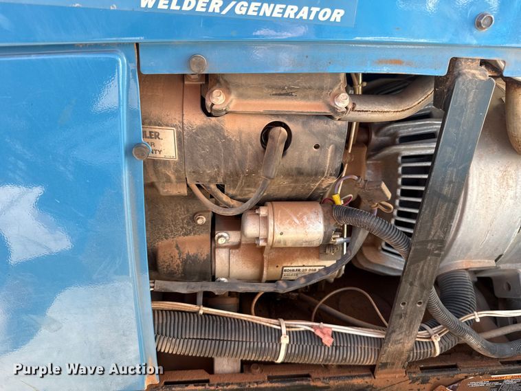 image for item ES5843 Miller Bobcat 225 welder/generator
