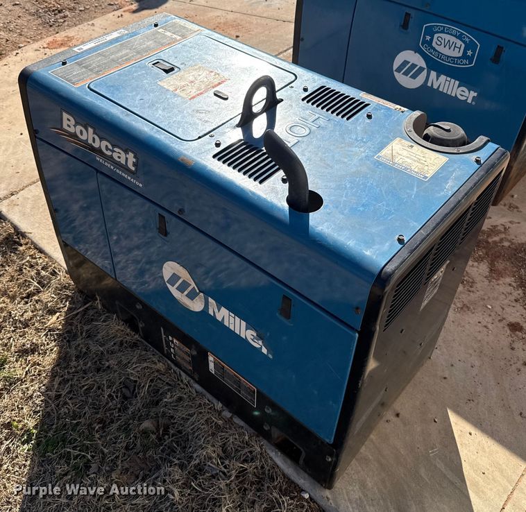 image for item ES5844 Miller Bobcat 225 welder/generator