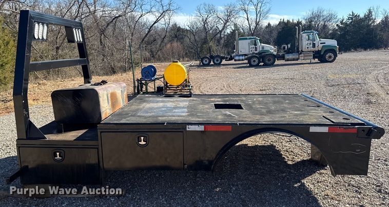 image for item ES5846 Flatbed