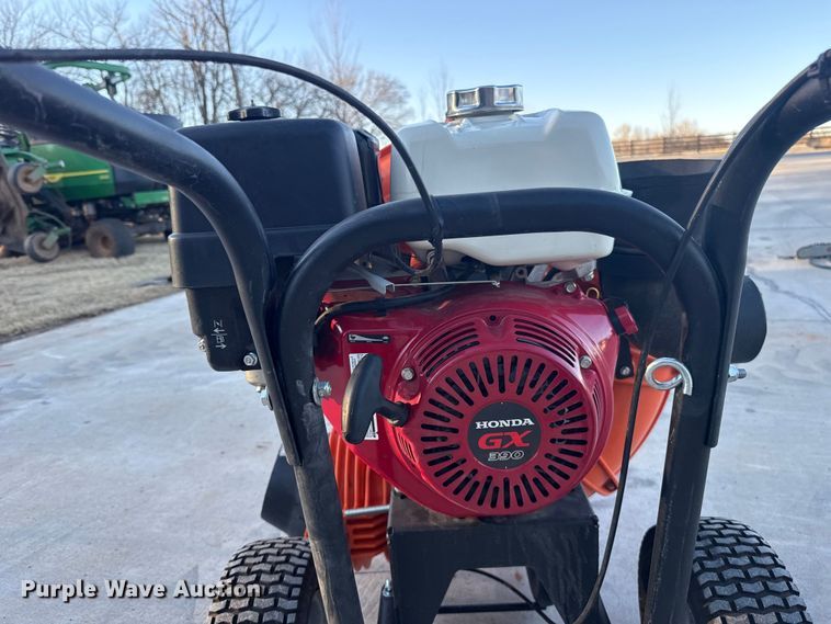 image for item ES5850 Billy Goat F1302H leaf blower